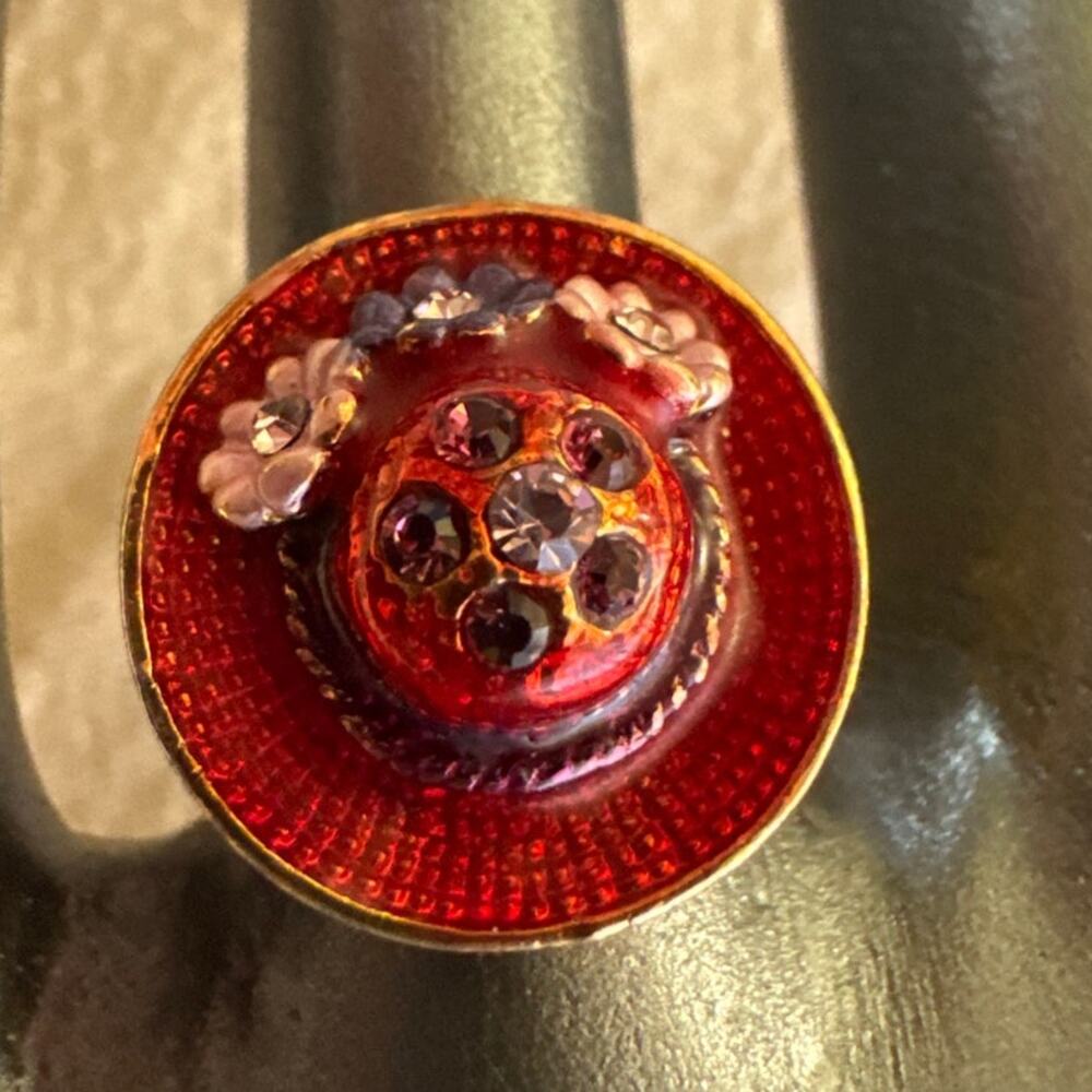 Adjustable, Size 8, Red Hat Society Gold Tone Ring with Three Flowers